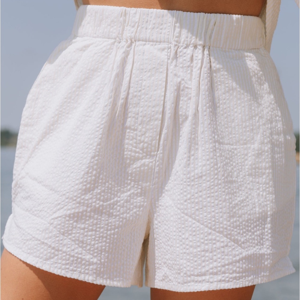 NWT Daily Drills Seersucker Resort Shorts - Light Yellow/White Stripe